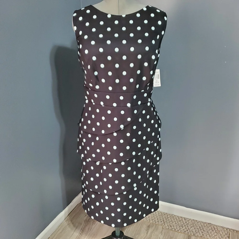 NWT Signature Sabrina Black and Mint Blue Polka Dot Midi Sheath Dress Size 18W - Picture 1 of 8